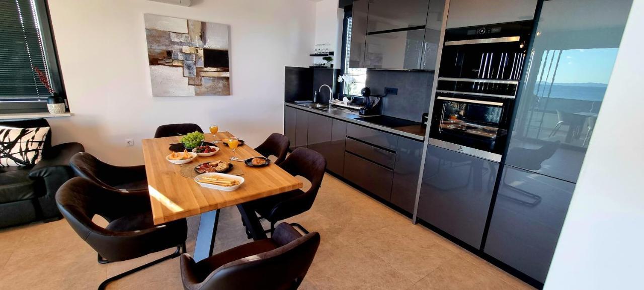 Dinary Apartman Vir Extérieur photo