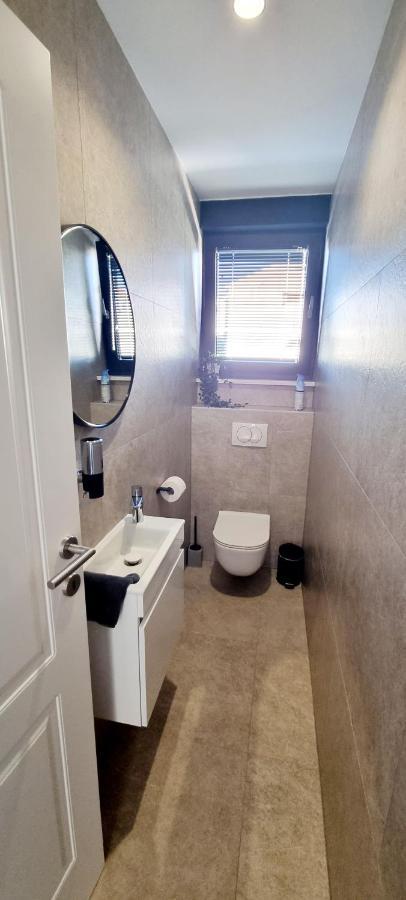 Dinary Apartman Vir Extérieur photo