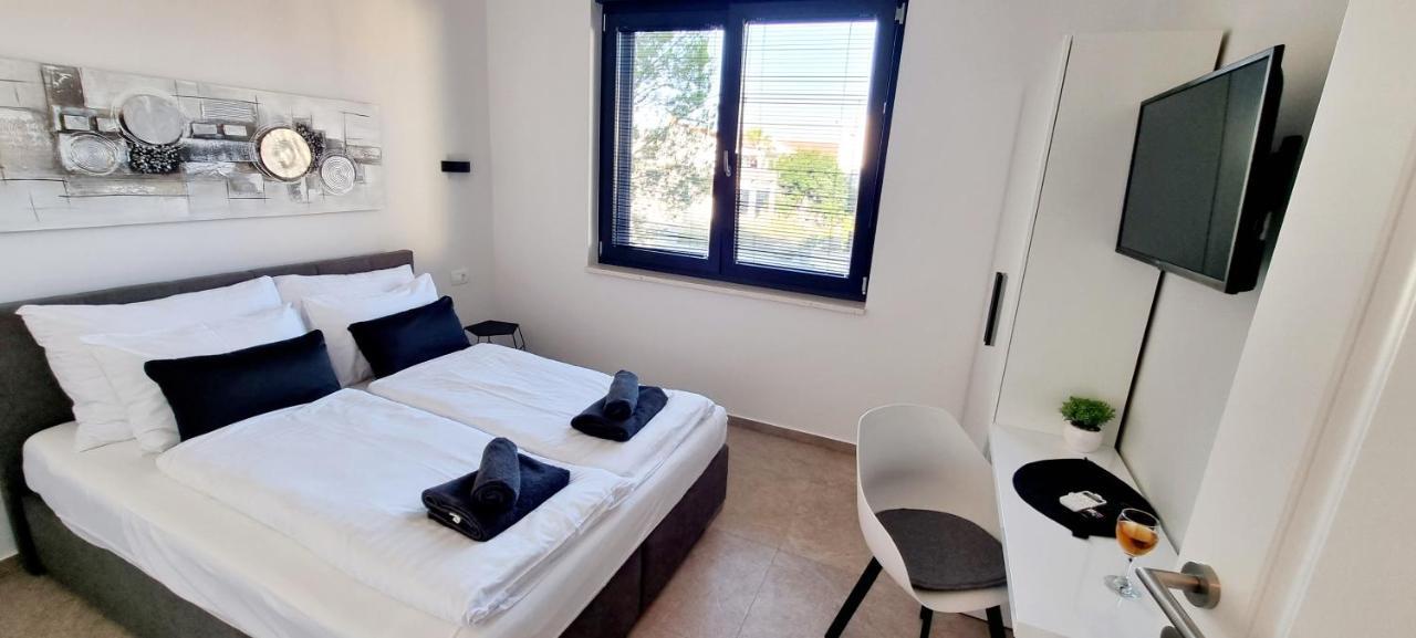 Dinary Apartman Vir Extérieur photo